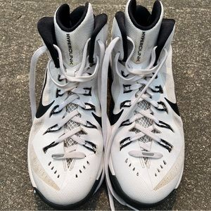 Nike 2014 Hyperdunks Size 10